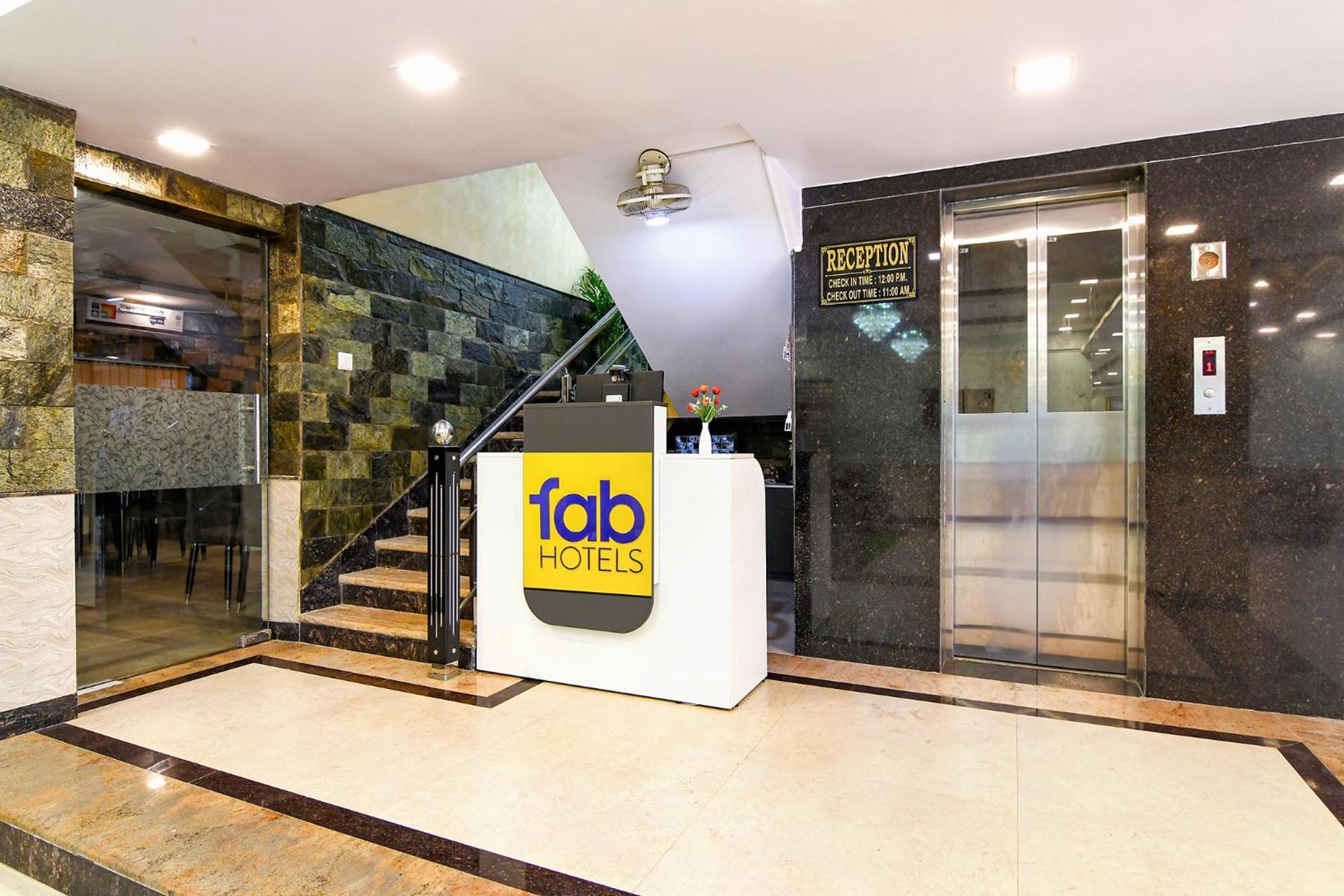 Fabhotel Prime Familto コルカタ エクステリア 写真